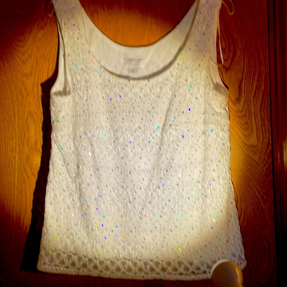 Sleeveless White Mirror-work/Sequined Tank w Silver Thread/Lacey Stitching, 14W